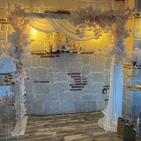 Nova Port Boutique تِكيِرداغ