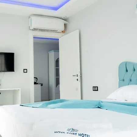 Nova Port Boutique Hotel *